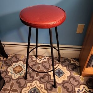 Vintage Comfort Line Red Bar Stool with Black Legs